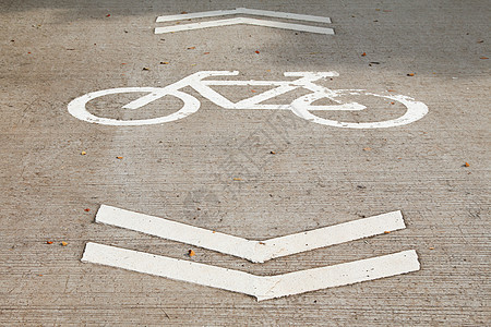 道路上的自行车标志娱乐车道运输分数地面沥青线条安全旅行警告图片