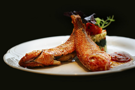 鱼食物家庭盘子午餐厨房摄影露台石斑鱼商业健康饮食图片