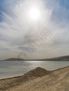 死海的风景蓝色旅行太阳海岸沙漠地平线海景旅游矿物假期图片