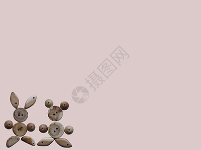 手工艺品 木珠 两只动物 背景工艺展示首饰柜台团体手工业零售杂色珠子项链图片