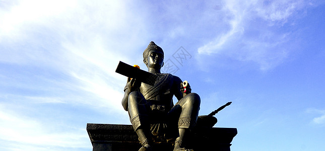 Sukhothai 纪念碑之王的正面视图图片