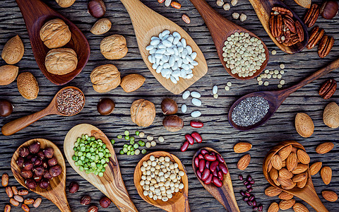 各种豆类和不同种类的勺子结壳收成奶制品活力来源坚果饮食烹饪美食混合营养图片