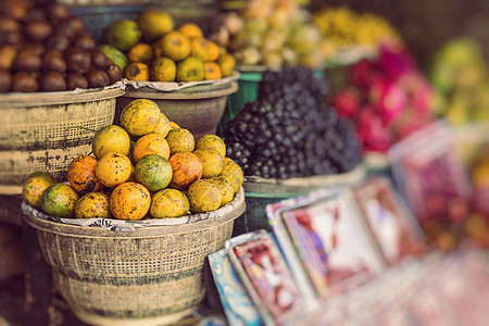 印度尼西亚巴厘村的露天水果市场 3异国桂圆热情生产情调龙眼荔枝假期山竹营养图片