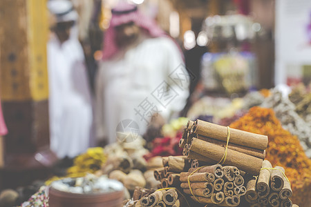 迪拜或老苏克是杜巴的传统市场异国花瓣集市销售胡椒草药店铺肉桂情调旅行图片