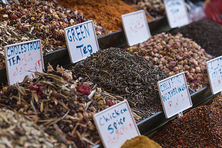 在土耳其伊斯坦布尔大巴萨的茶叶店草本植物价格展示店铺火鸡粉末美食零售旅游贸易图片