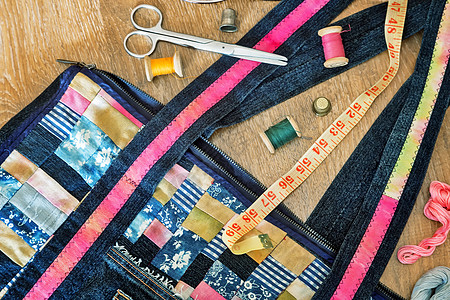 手工艺 包 用杂货店的风格做的襟翼技术物品麻布纪念品材料艺术拼布缝纫礼物图片