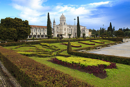 里斯本Jeronimos修道院前的公园宗教石头建筑学建筑喷泉旅行旅游花园地标纪念碑图片