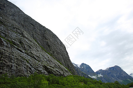 挪威的长城天空悬崖蔬菜山脉巨魔岩石冰川图片