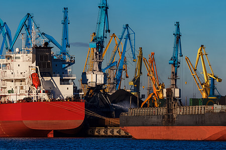 红货船装载国际运输血管加载技术贮存起重机货运进口卸载图片