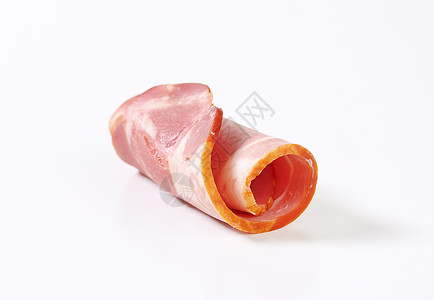 烟熏猪肉切片     卷起来食物屠宰熏制小吃火腿产品冷盘背景图片