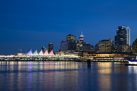 夜晚加班加拿大温哥华天际旅游港口景观旅行海洋市中心城市海景建筑建筑物背景
