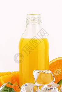 橙汁瓶黄色绿色玻璃水果橙子食物液体饮料叶子立方体图片