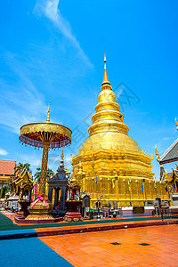 在泰国兰芬的哈里本猜金塔文化金子崇拜宗教地标游客旅游历史旅行遗产图片