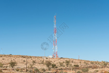 贝洛哈里桑塔Kakamas和Augrabies之间的移动电话电信塔背景
