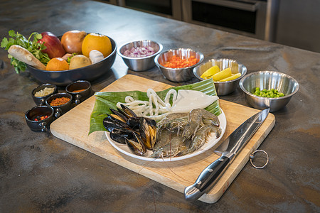 水果和蔬菜 健康食品等菜类生海鲜 p食物乌贼石板海鲜饭柠檬熟食壳类牡蛎石头贝类图片