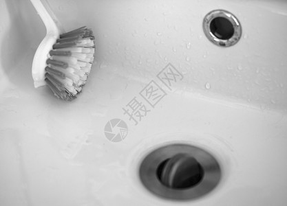 烧在巴辛浴室反射头发盆地厨房水分潮湿卫生液体浸泡图片