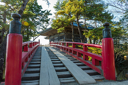 日本寺庙的松岛和红桥图片