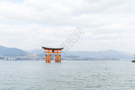 日本宫岛三岛的石岛神社图片