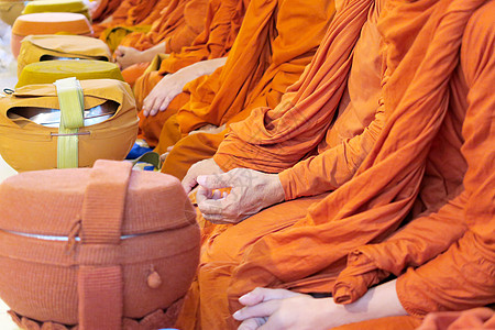 泰国佛教僧侣敬重文化装饰品棕色传统冥想红色崇拜橙子和尚信仰图片