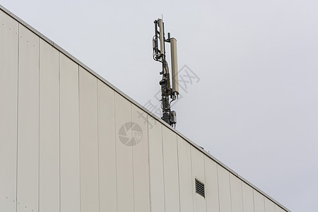 天天线 屋顶上的电讯塔收音机车站电子产品天空电信辐射宽带数据基础设施电视业图片