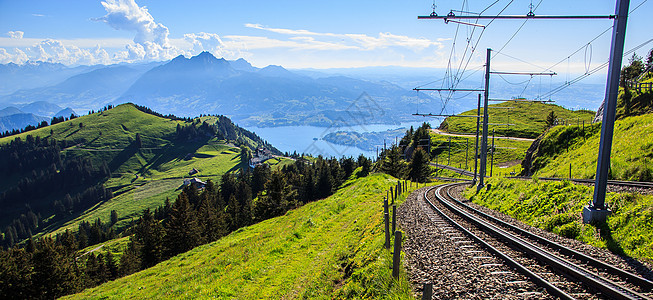 Rigi Kulm车站的铁路轨迹图片