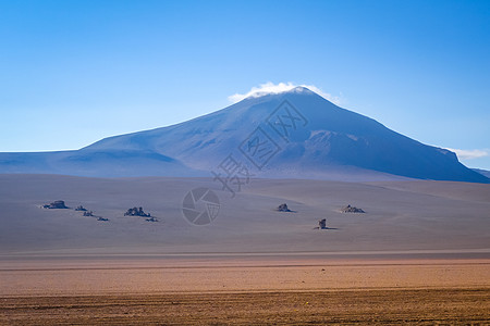 沙漠山玻利维亚苏德利佩斯保留地Dali沙漠沙丘高原太阳高地风景荒野地标火山岩石橙子背景