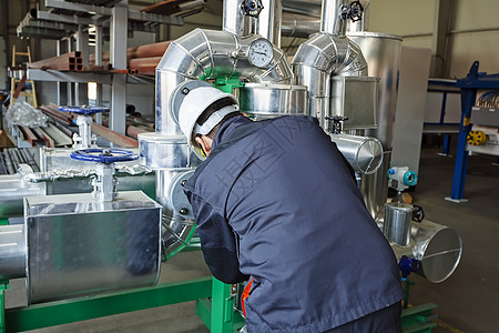 工业动力发动机控制全球生产工作衣服技术网络操作员工人质量引擎图片