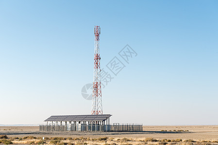 手机电讯塔 仅使用太阳能发电的电话图片