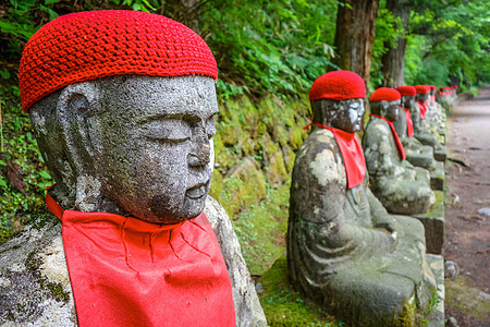 日本雕像传统帽子深渊旅行文化森林宗教观光地藏雕塑图片