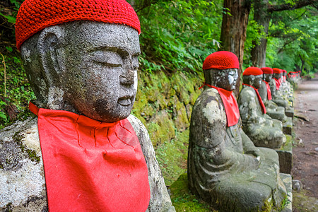 日本雕像深渊石头苔藓神道寺庙日光观光佛教徒旅游结盟图片