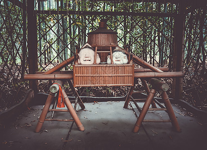 日本京都Nonomiya神社的雕像图片