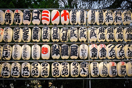 日本东京Sensoji寺的纸灯灯崇拜灯光浅草吸引力神道旅行佛教徒城市地标宗教图片