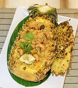 菠萝炒饭烹饪水果美食异国食物午餐餐厅搅拌饮食用餐图片