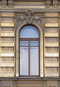 玻璃建筑圣彼得堡一座旧大楼的窗户对称玻璃前锋建筑学历史建筑框架宽慰古董风格背景