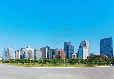 蓝天下现代东京建筑全景中心戏剧性地标建筑物旅行景观公园文化城市图片