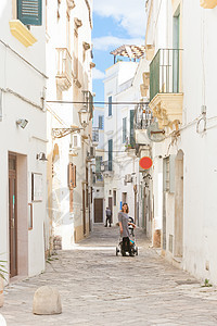 Gallipoli Apulia-对传统的Galli车道的美景背景图片