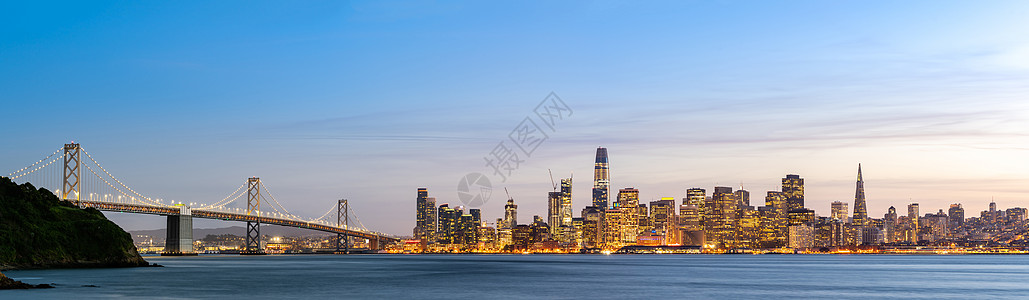 旧金山市中心天际建筑学城市办公室反射帝国海洋渡船商业正方形摩天大楼图片