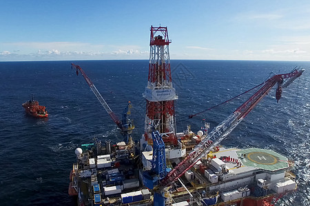 海上石油岸外平台 开采大陆架上的油料汽油钻孔气体商业日落天空燃料经济力量钻机图片