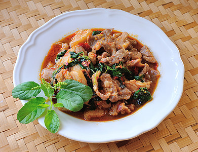 泰国菜 猪肉 辣椒和甜搅拌美食食物烹饪红色香料味道油炸胡椒盘子图片