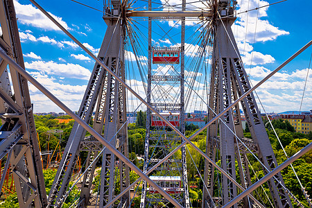 维也纳风景中的Ferris车轮地标天际建筑学天空金属帝国爬坡城市中心娱乐图片