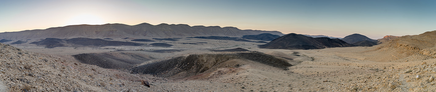 荒漠景观自然景观全观旅游和旅行沙漠假期全景山脉游客远足图片