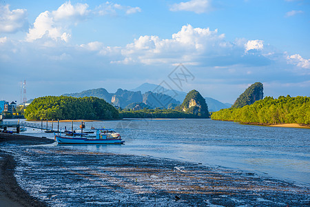 泰国克拉比镇河湾 岛屿和r反射全景文化环境边界森林运河旅游热带曲线图片