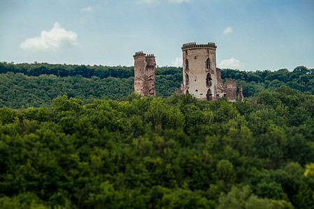 切尔沃诺格勒村古老城堡的废墟 Ukrai图片
