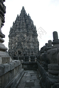印度尼西亚日惹的普兰巴南历史综合建筑石头寺庙上帝宗教旅游地标化合物建筑学遗产文化图片