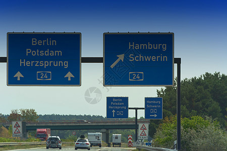 德国的自动邮号建筑救援汉堡交通极限环境道路标记方向标旅行图片