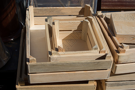 木箱箱出售货物木头木材贮存送货工业仓库箱子案件船运图片