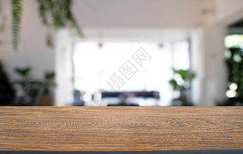 在抽象模糊bokeh背面的空暗黑木桌前g房间餐厅木头产品桌子背景桌面展示台面咖啡店图片
