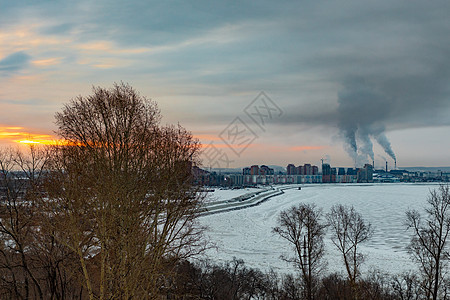 冬季哈巴罗夫斯克市的清晨景色 城市风景建筑文化蓝色天气全景遗产景观长廊广场晴天图片