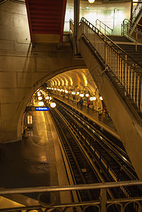 巴黎最古老的地铁站之一 地下站图片