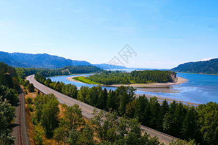 内华达州黑岩峡谷的科罗拉多河沿岸和克里夫图片